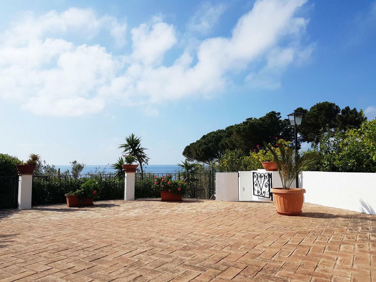 Villa Del Sogno Паргелия Екстериор снимка